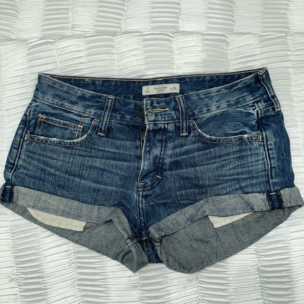 Abercrombie Jean Shorts, size 2 (w26)